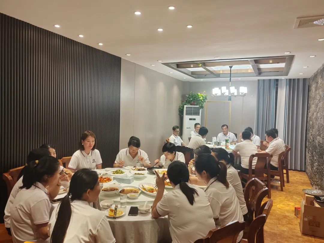 好的團(tuán)隊(duì)，好的我們_河南雙志