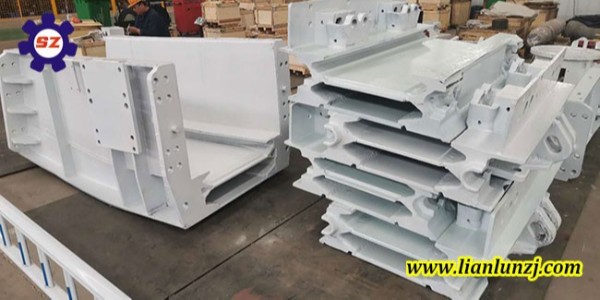 刮板機<i style='color:red'>中部槽</i>廠家為您分析刮板機<i style='color:red'>中部槽</i>的材質有哪些？