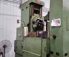 精加工（熱處理、車床、銑床加工）——兩端銑花鍵齒等