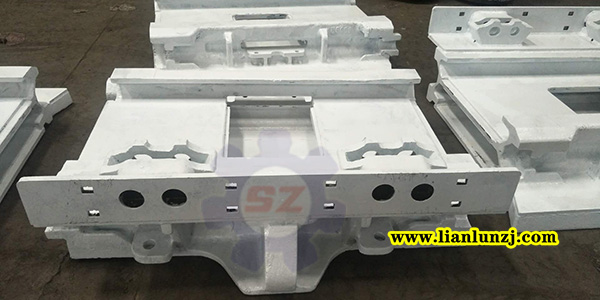 傳統(tǒng)刮板機(jī)中部槽和新型刮板機(jī)中部槽有何不同？