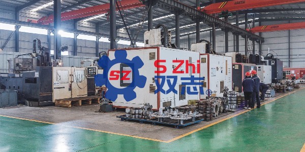 刮板輸送機撥鏈器護板、鏈輪組件、動力部維修方案