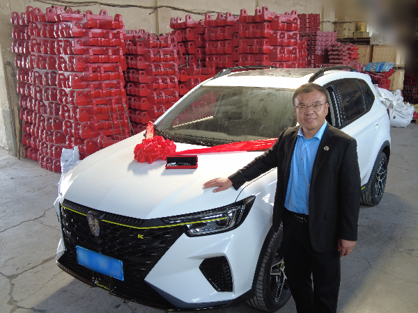 越努力，越幸運！河南雙志機械獎勵優(yōu)秀員工新車